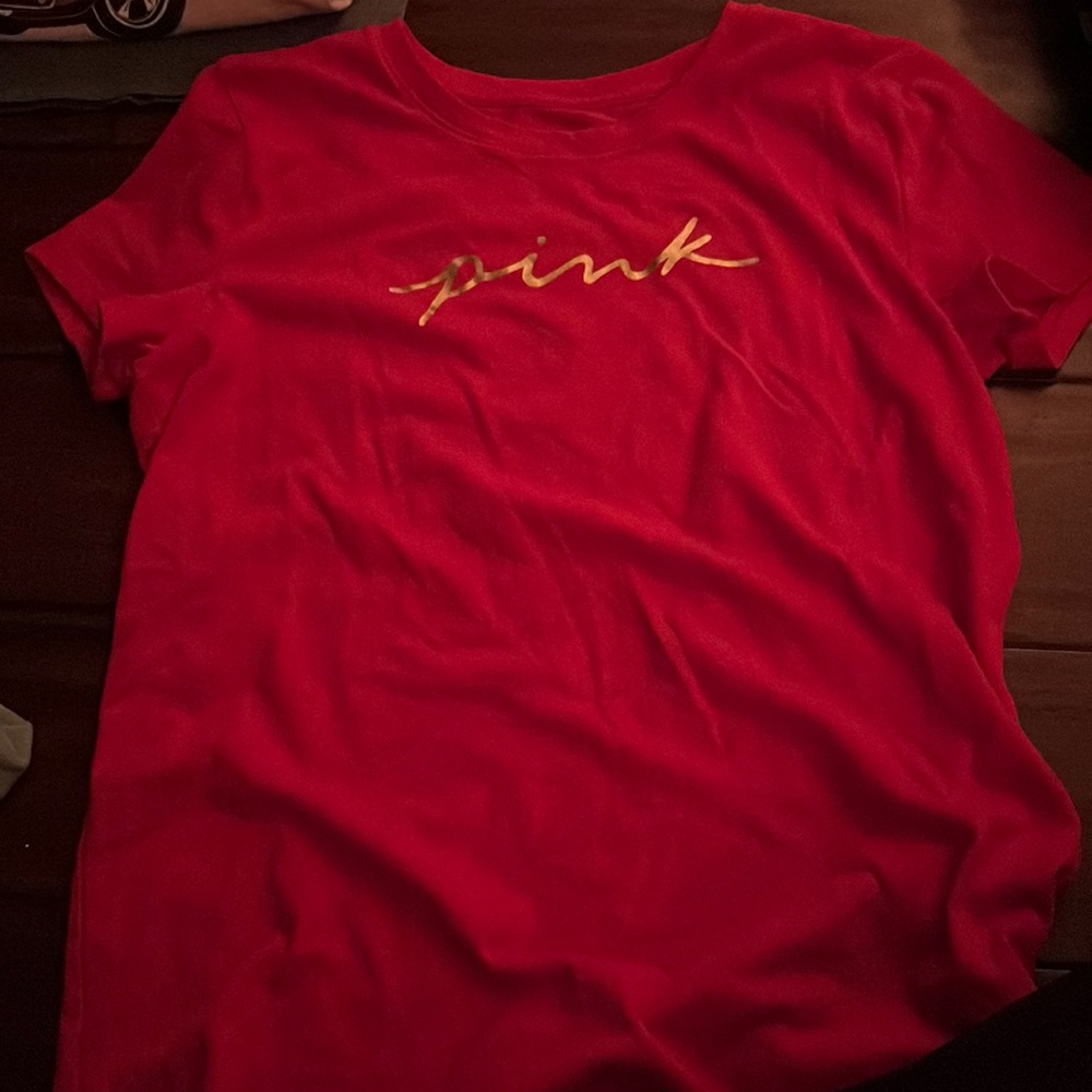 Pink t-shirt